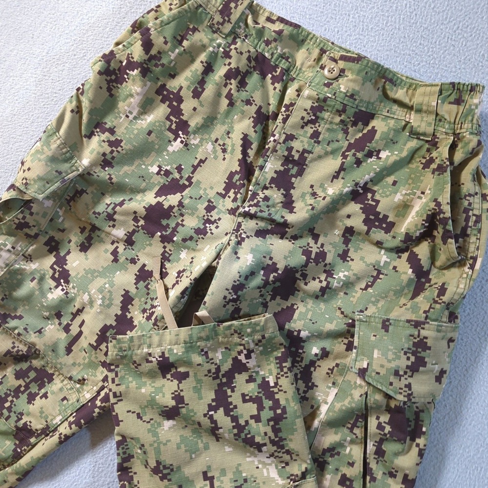 American Apparel NWU Type III Pants Mens M 30x32 Green Camo Navy Working Pants